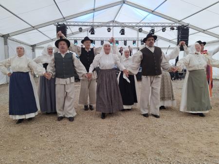 Zaplesala je tudi folklorna skupina KD Folklora Cerklje z Belokranjskimi plesi